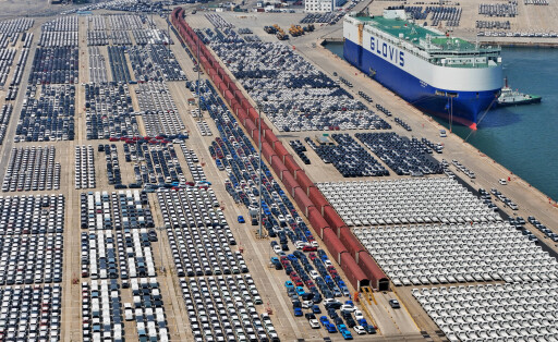Chinese-made Vehicles Export YANTAI