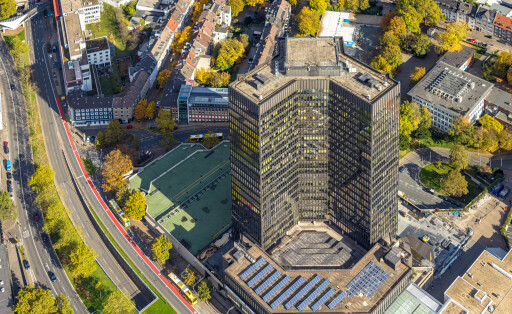 Luftbild, Rathaus Stadt Essen mit Solaranlage, Stadtkern, Essen, Ruhrgebiet, Nordrhein-Westfalen, Deutschland