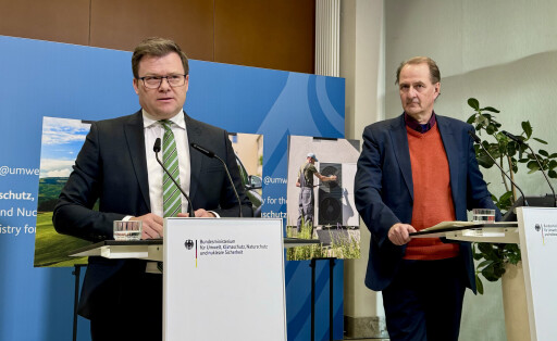 Umweltminister Carsten Schneider und UBA-Präsident Dirk Messner bei der Vorstellung der Emissionszahlen
