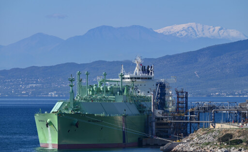The LNG tanker BW MAGNOLIA, which departs from Lake Charles Port in the USA, unloads US liquefied natural gas at the Revithoussa terminal near Athens, in Megara, Greece, on December 1, 2025. Greece emerges as a major regional hub for US LNG as the EU plans to phase out Russian LNG flows by 2027. (Photo by Nicolas Koutsokostas/NurPhoto)
